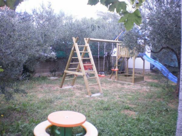Vitoni Lägenhet Vodice Exteriör bild